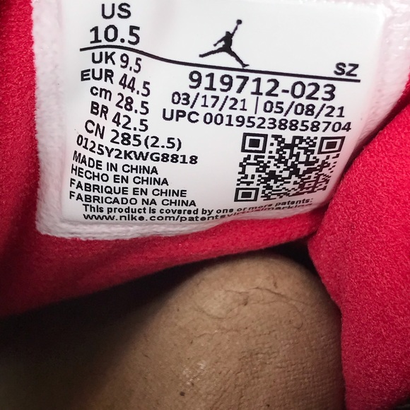 Air Jordan Retro 11 Low IE Bred Size 10.5 & 11 - Picture 7 of 16